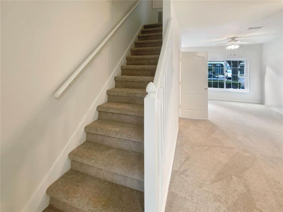 待售: $205,000 (2 贝兹, 1 浴室, 1184 平方英尺)