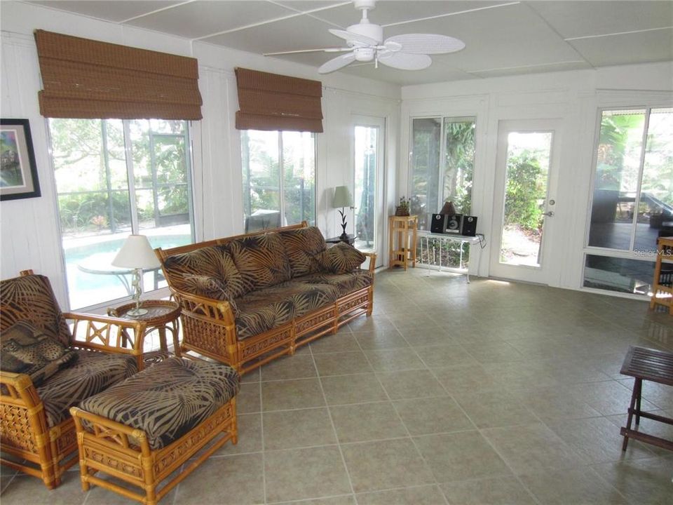 出租: $1,995 (3 贝兹, 2 浴室, 1235 平方英尺)