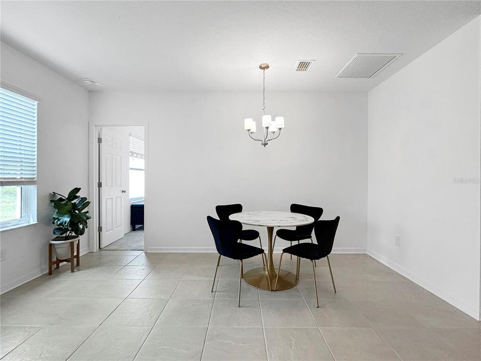 В аренду: $2,600 (3 спален, 2 ванн, 1720 Квадратных фут)