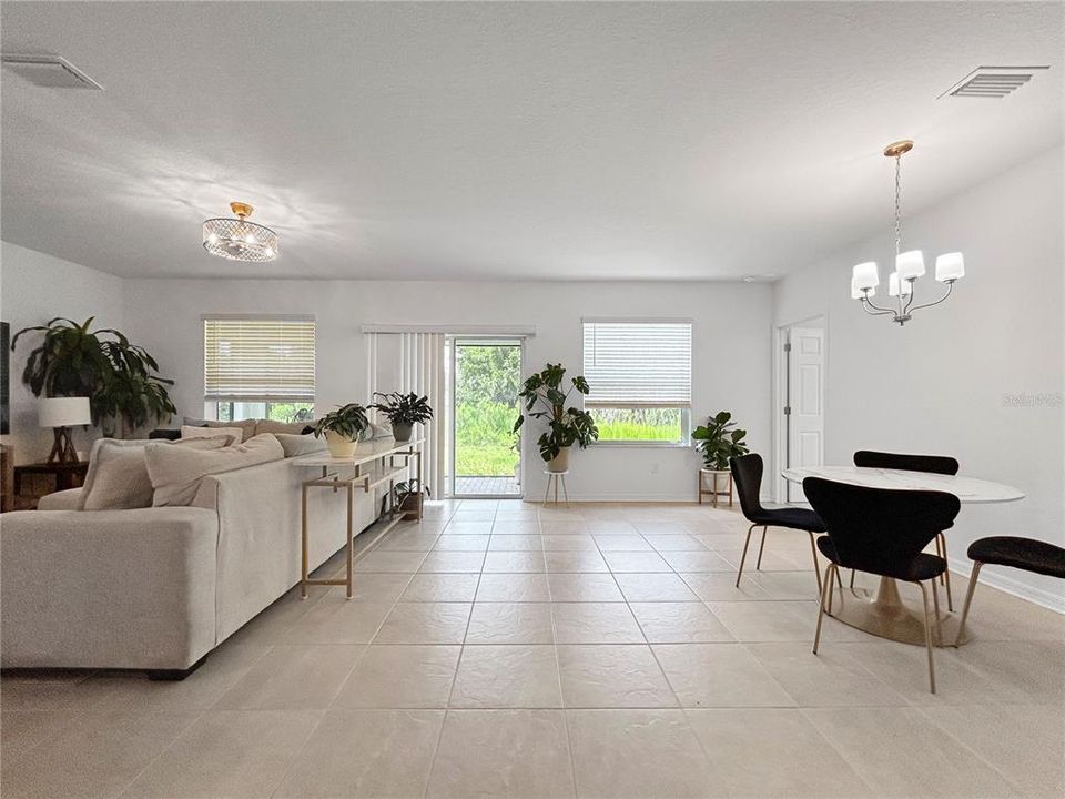 В аренду: $2,600 (3 спален, 2 ванн, 1720 Квадратных фут)