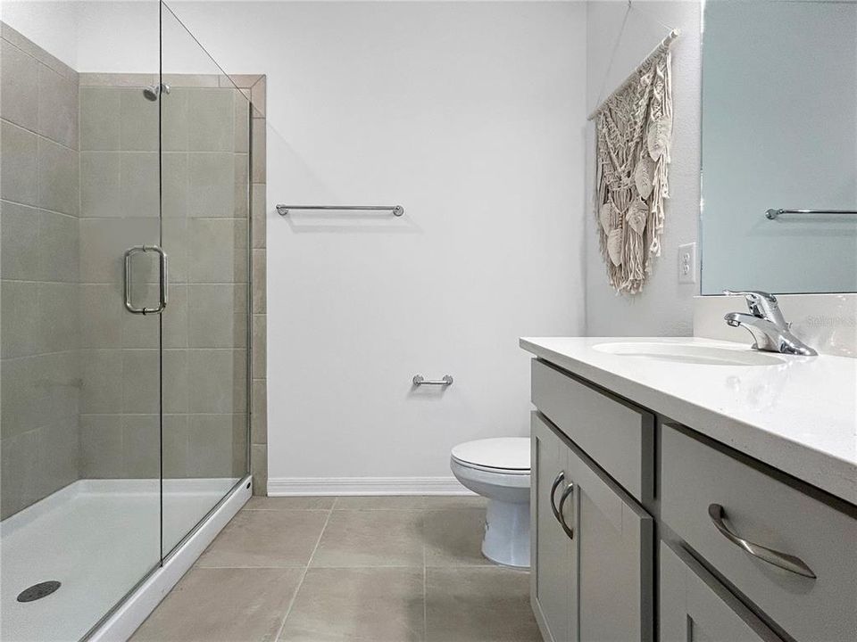 В аренду: $2,600 (3 спален, 2 ванн, 1720 Квадратных фут)