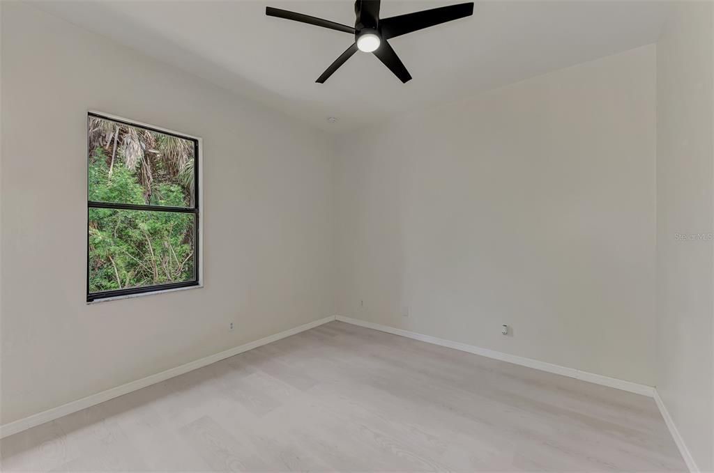 待售: $349,000 (3 贝兹, 2 浴室, 1844 平方英尺)