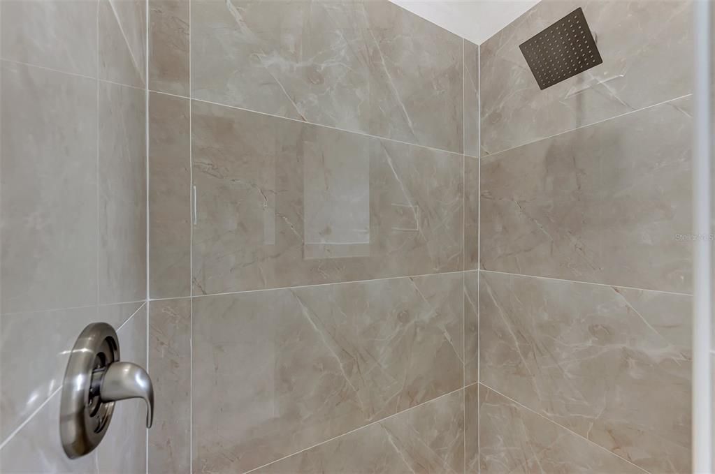 待售: $349,000 (3 贝兹, 2 浴室, 1844 平方英尺)