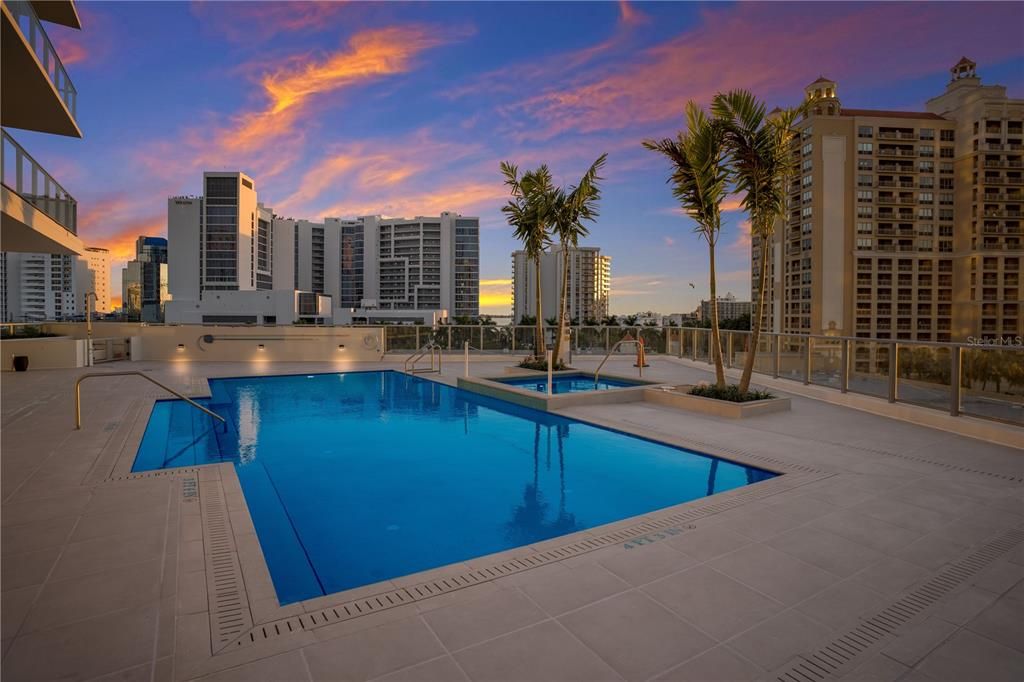 For Sale: $1,795,000 (2 beds, 2 baths, 1589 Square Feet)