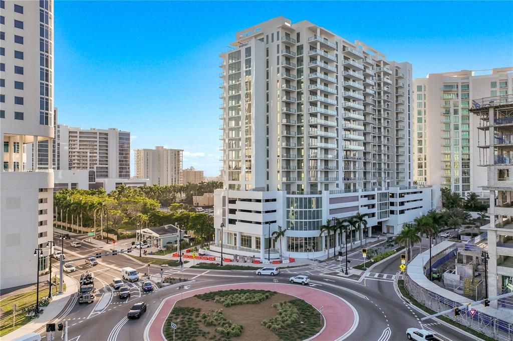 For Sale: $1,795,000 (2 beds, 2 baths, 1589 Square Feet)