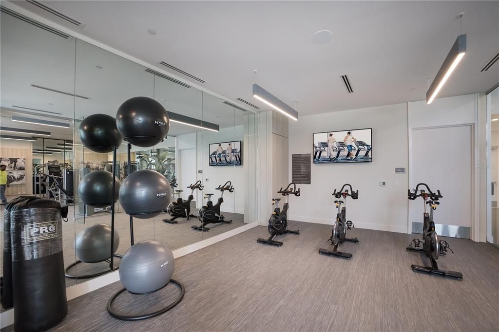 For Sale: $1,795,000 (2 beds, 2 baths, 1589 Square Feet)