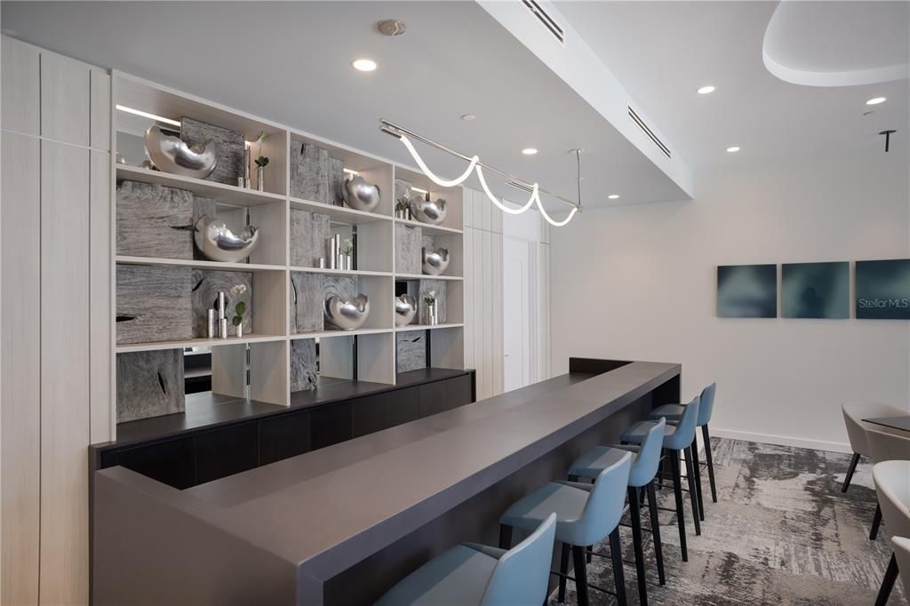 For Sale: $1,795,000 (2 beds, 2 baths, 1589 Square Feet)