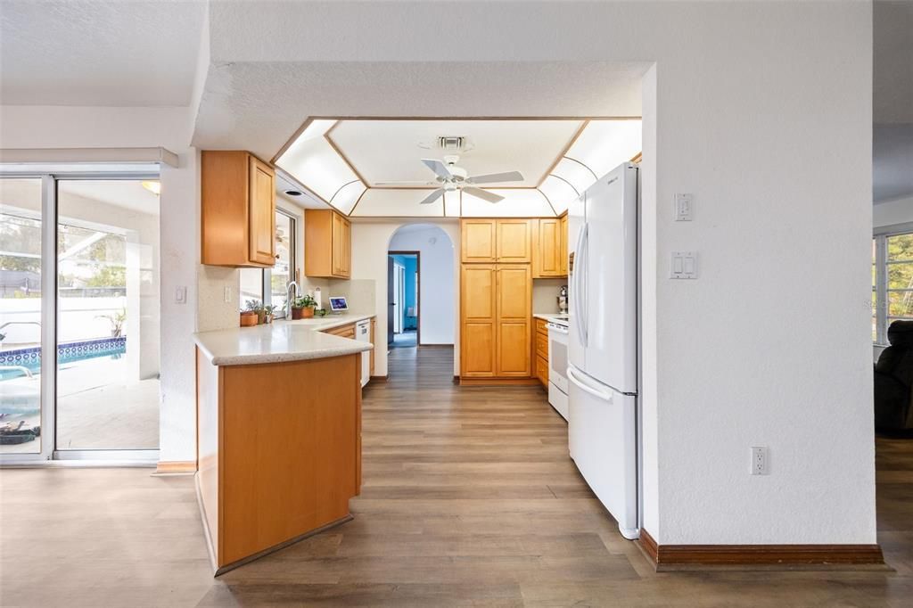 待售: $339,000 (3 贝兹, 2 浴室, 1728 平方英尺)