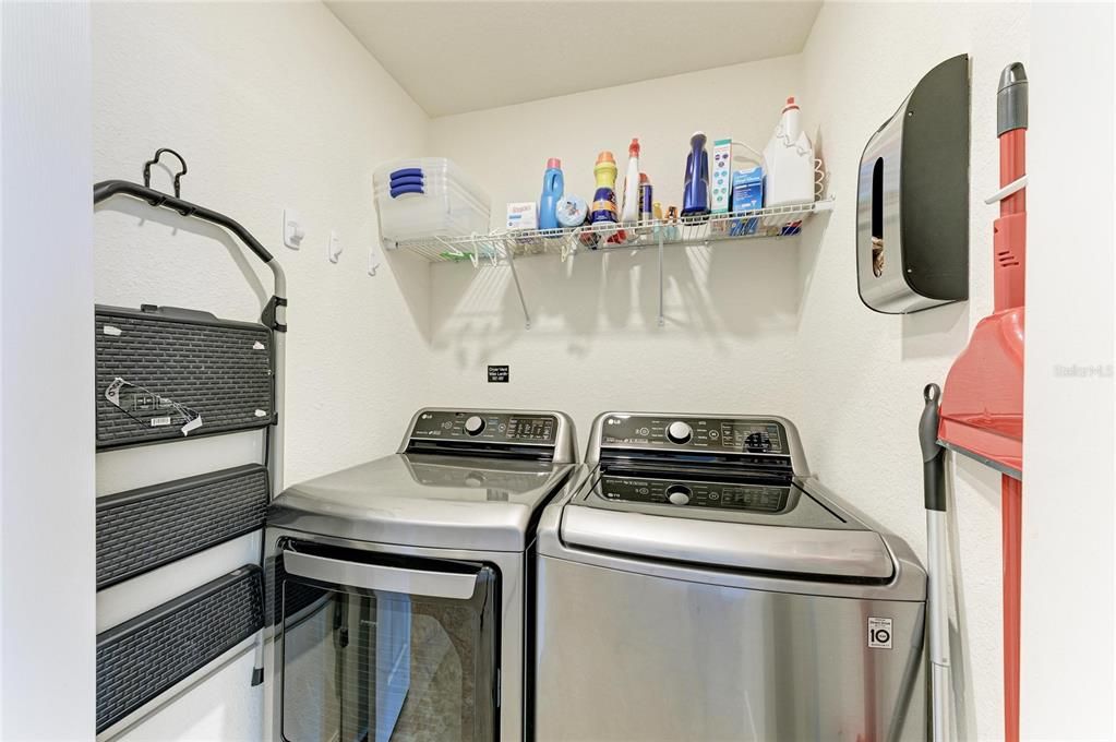 En Venta: $299,000 (2 camas, 2 baños, 1142 Pies cuadrados)