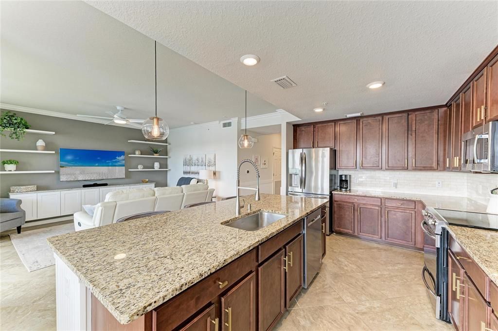 En Venta: $299,000 (2 camas, 2 baños, 1142 Pies cuadrados)