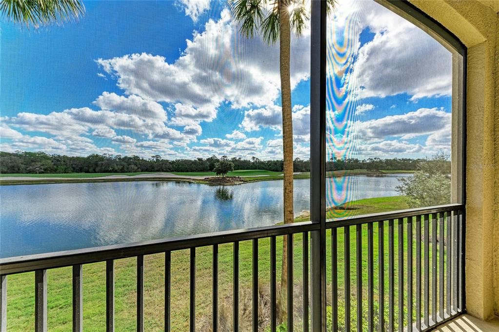 En Venta: $299,000 (2 camas, 2 baños, 1142 Pies cuadrados)