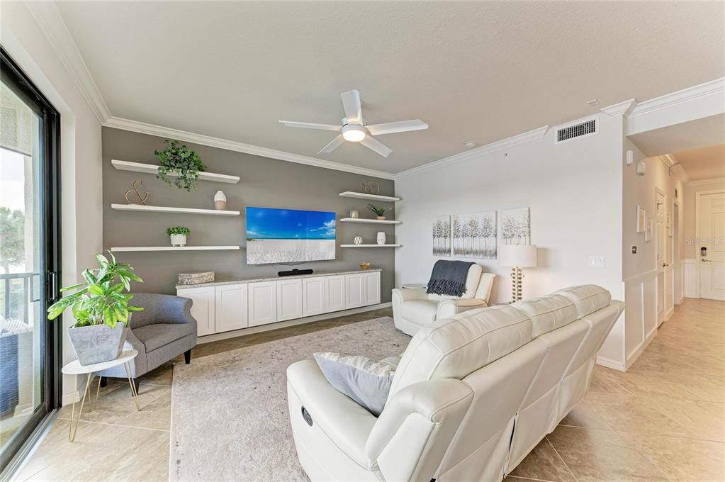 En Venta: $299,000 (2 camas, 2 baños, 1142 Pies cuadrados)