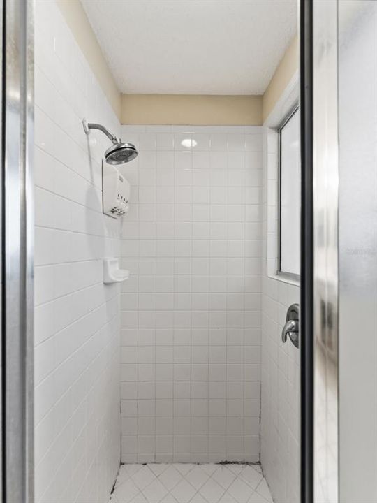 For Sale: $479,900 (3 beds, 2 baths, 1930 Square Feet)