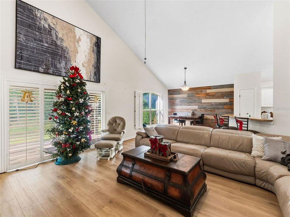 For Sale: $479,900 (3 beds, 2 baths, 1930 Square Feet)