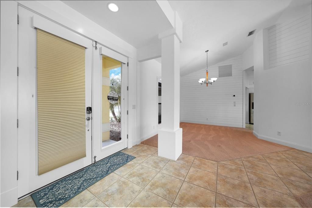 En Venta: $510,000 (3 camas, 2 baños, 1955 Pies cuadrados)