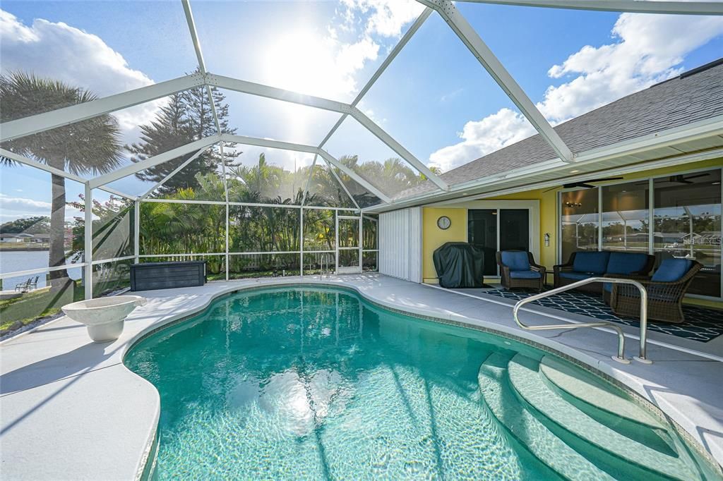 En Venta: $510,000 (3 camas, 2 baños, 1955 Pies cuadrados)