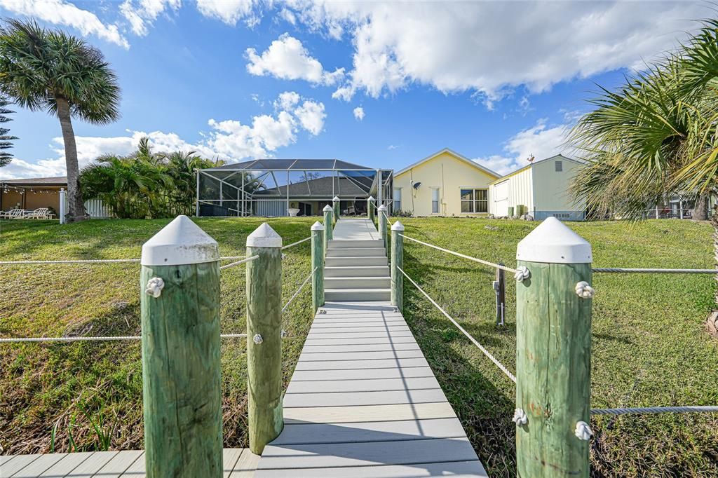 En Venta: $510,000 (3 camas, 2 baños, 1955 Pies cuadrados)