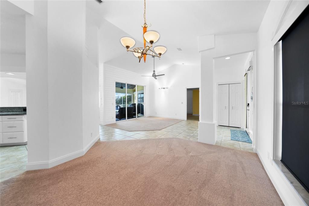 En Venta: $510,000 (3 camas, 2 baños, 1955 Pies cuadrados)