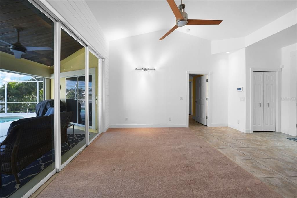 En Venta: $510,000 (3 camas, 2 baños, 1955 Pies cuadrados)