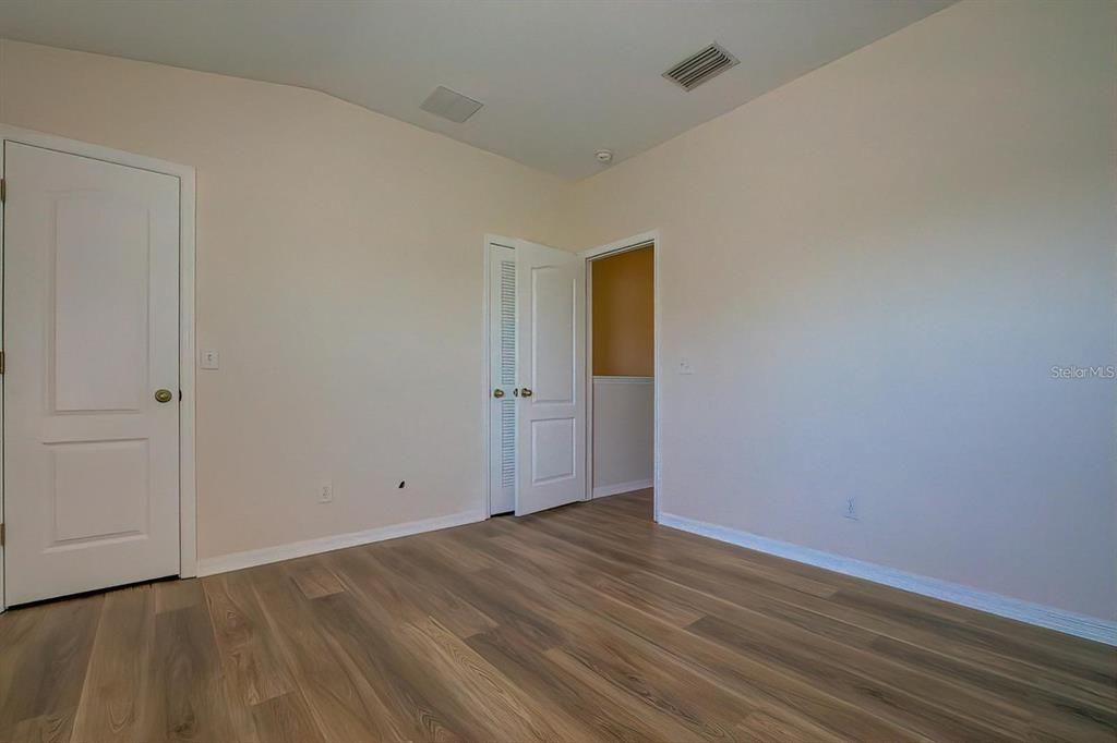 For Rent: $1,800 (3 beds, 2 baths, 1335 Square Feet)