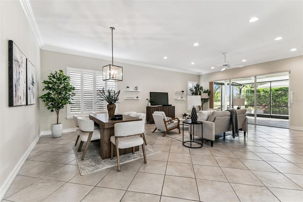 待售: $450,000 (3 贝兹, 2 浴室, 2001 平方英尺)