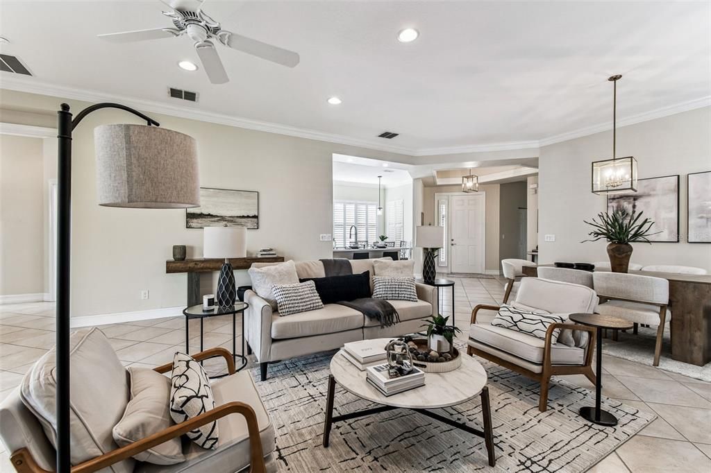 待售: $450,000 (3 贝兹, 2 浴室, 2001 平方英尺)