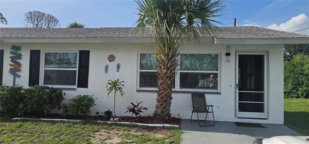 出租: $1,495 (2 贝兹, 1 浴室, 696 平方英尺)