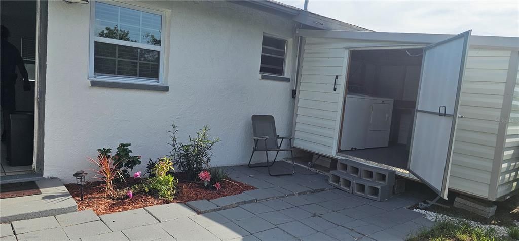 出租: $1,495 (2 贝兹, 1 浴室, 696 平方英尺)