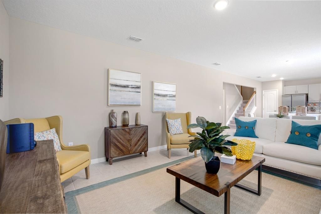 For Sale: $347,990 (4 beds, 2 baths, 2284 Square Feet)