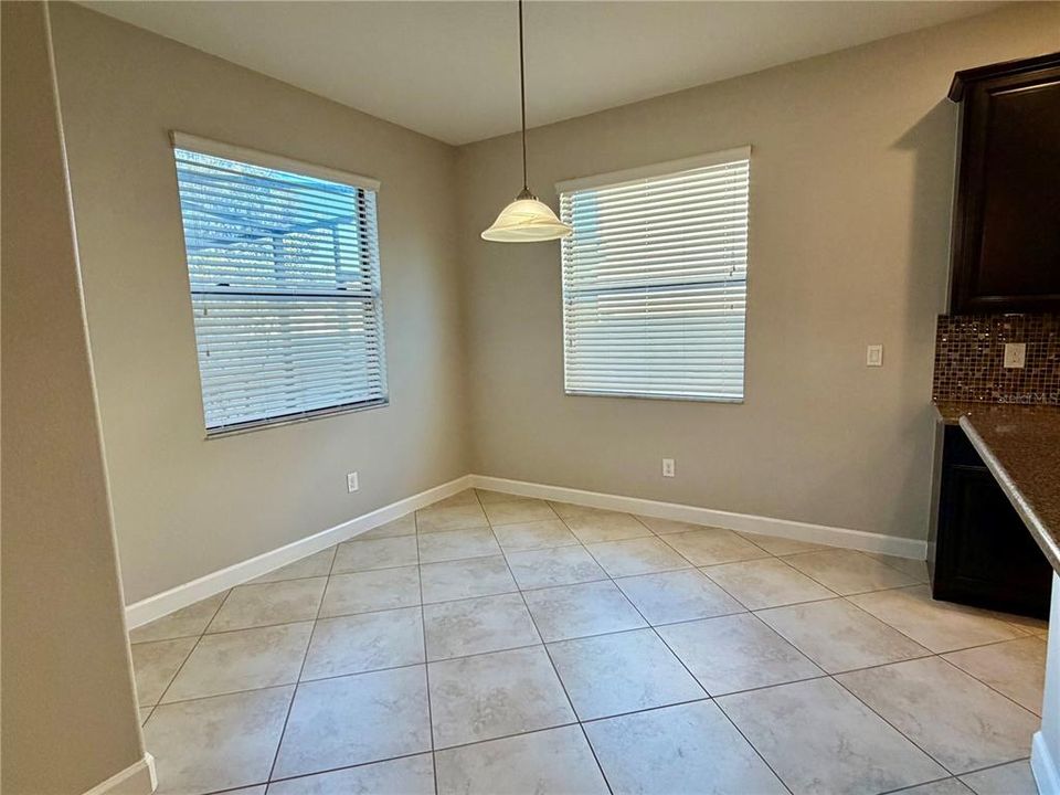 В аренду: $5,000 (6 спален, 4 ванн, 4280 Квадратных фут)