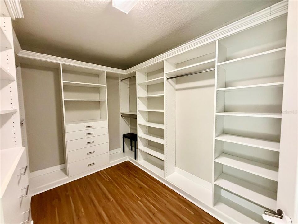 В аренду: $5,000 (6 спален, 4 ванн, 4280 Квадратных фут)