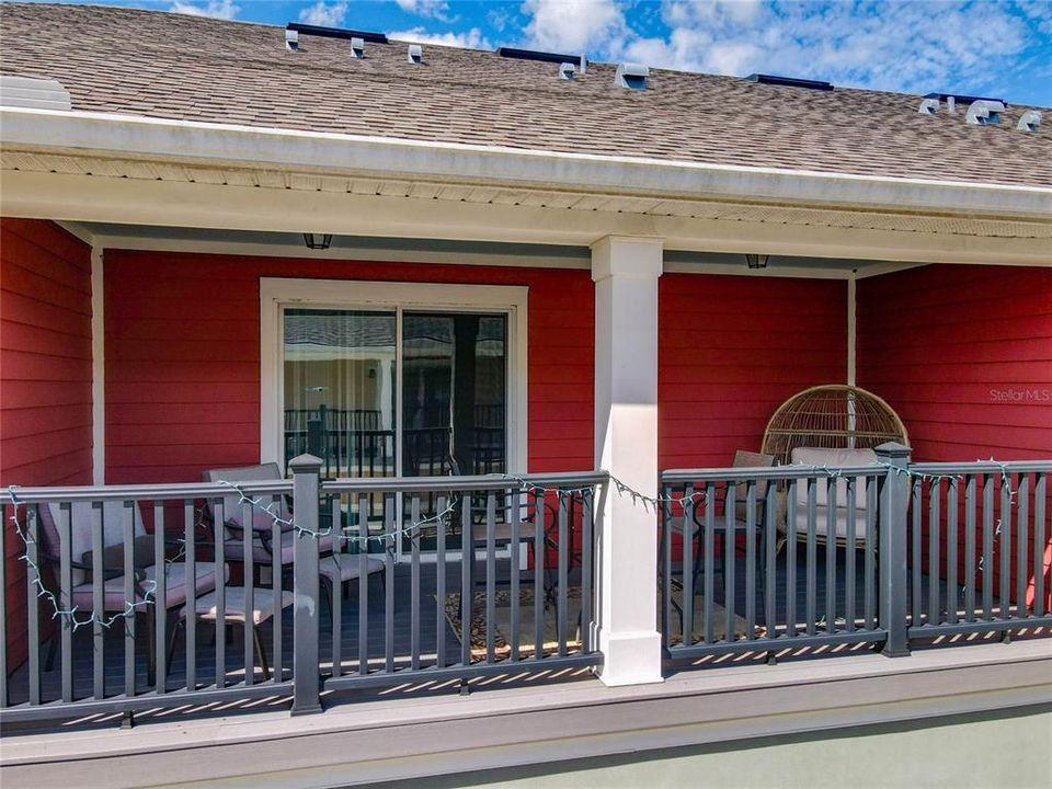 For Sale: $378,000 (3 beds, 2 baths, 1435 Square Feet)