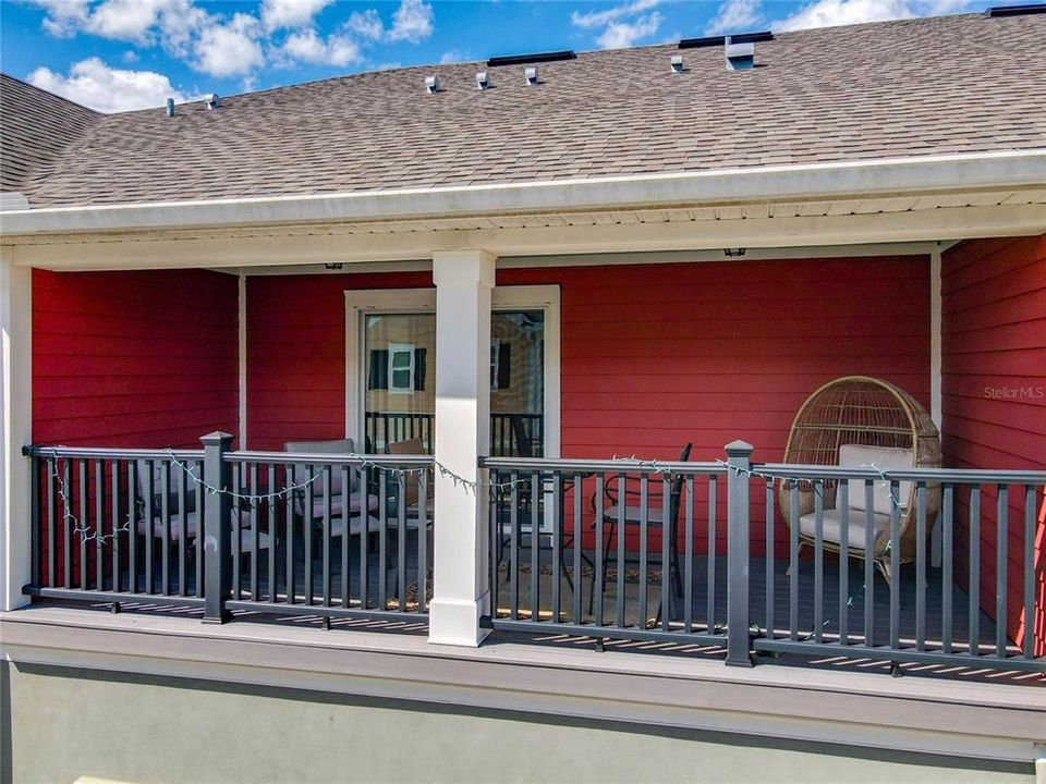 For Sale: $378,000 (3 beds, 2 baths, 1435 Square Feet)