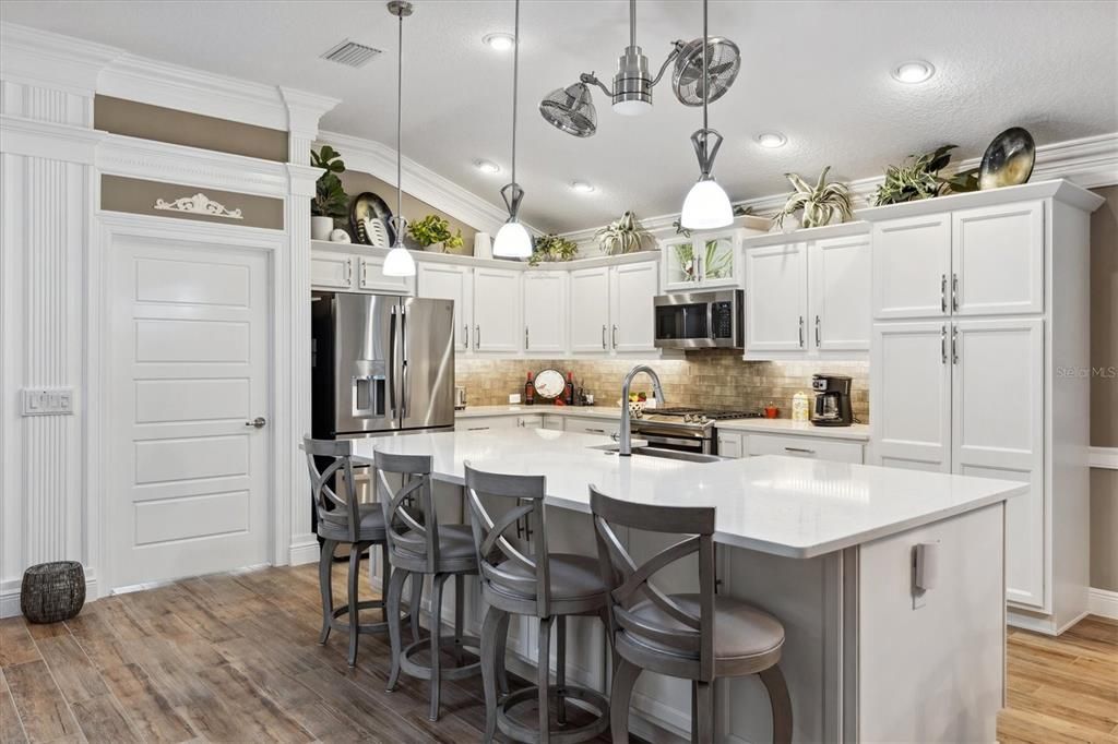 待售: $1,375,000 (3 贝兹, 2 浴室, 2837 平方英尺)