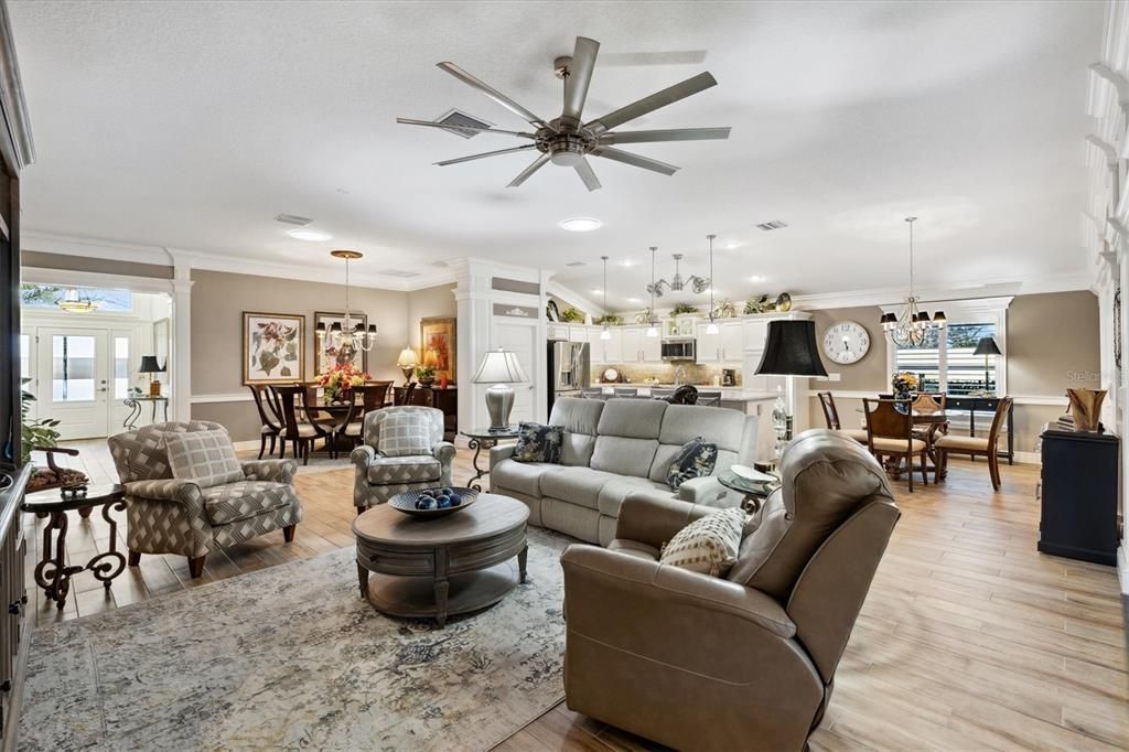 待售: $1,375,000 (3 贝兹, 2 浴室, 2837 平方英尺)