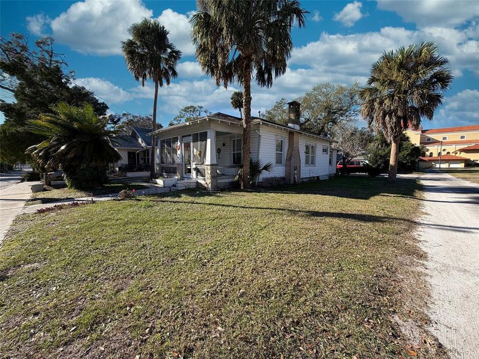 En Venta: $140,000 (3 camas, 2 baños, 894 Pies cuadrados)