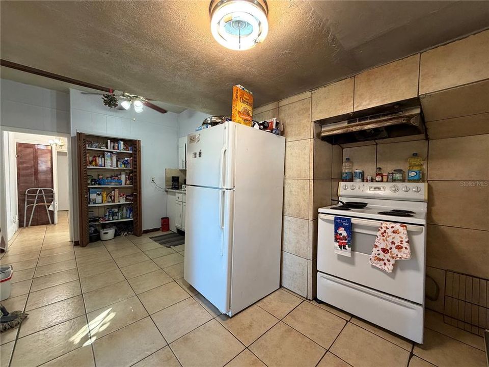 En Venta: $140,000 (3 camas, 2 baños, 894 Pies cuadrados)