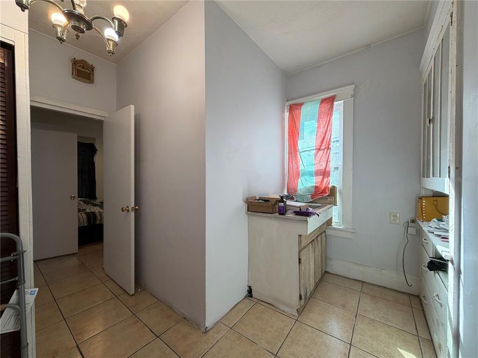 En Venta: $140,000 (3 camas, 2 baños, 894 Pies cuadrados)