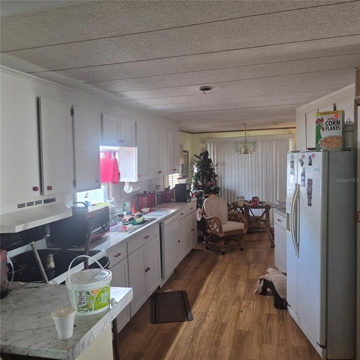 For Sale: $167,000 (2 beds, 2 baths, 1344 Square Feet)