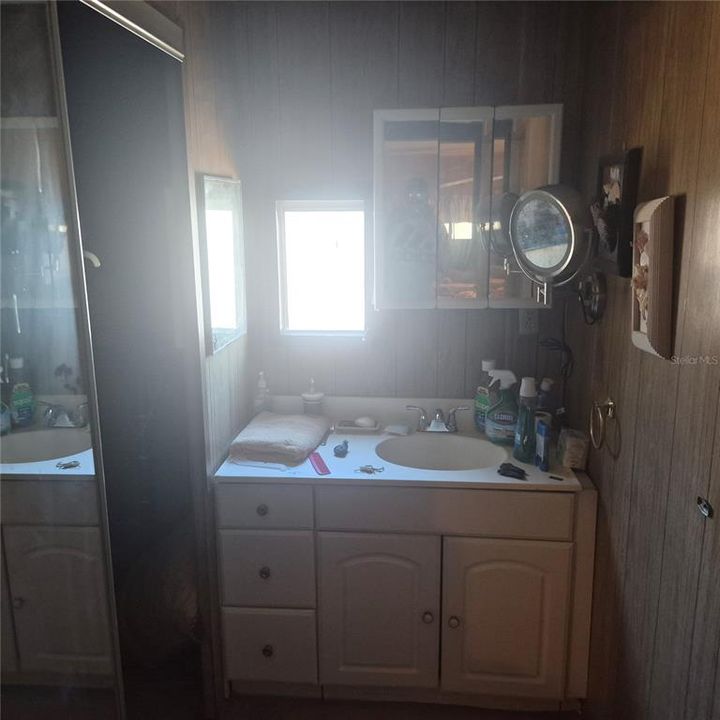 For Sale: $167,000 (2 beds, 2 baths, 1344 Square Feet)