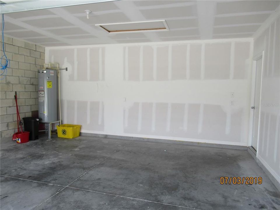 В аренду: $2,150 (4 спален, 2 ванн, 1788 Квадратных фут)