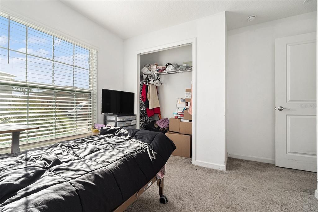 For Sale: $410,000 (4 beds, 2 baths, 1950 Square Feet)