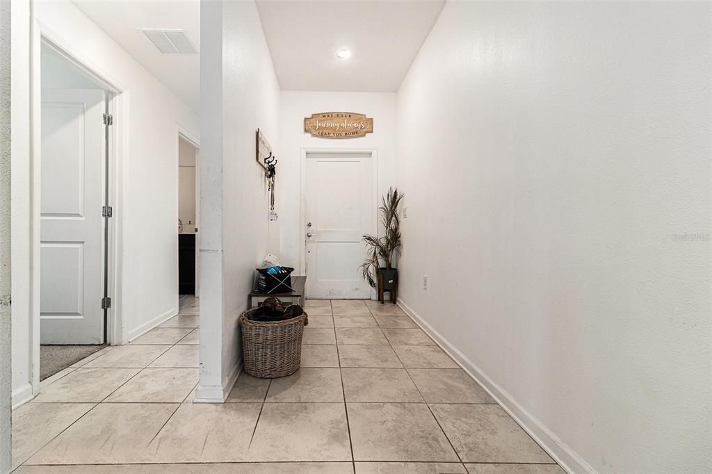 For Sale: $410,000 (4 beds, 2 baths, 1950 Square Feet)