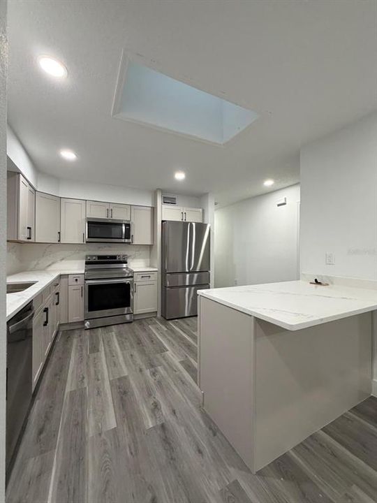 For Sale: $570,000 (4 beds, 3 baths, 1526 Square Feet)