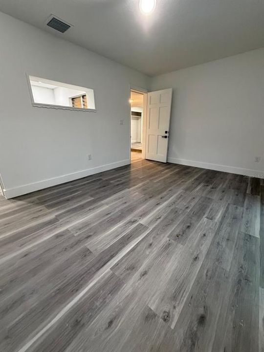 For Sale: $570,000 (4 beds, 3 baths, 1526 Square Feet)