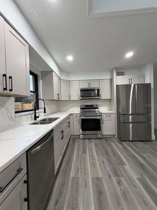 For Sale: $570,000 (4 beds, 3 baths, 1526 Square Feet)