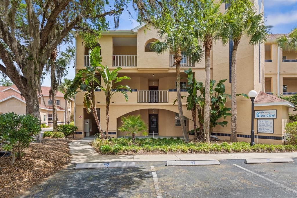 待售: $300,000 (3 贝兹, 2 浴室, 1230 平方英尺)