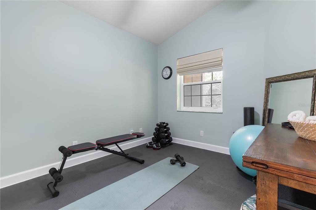 待售: $300,000 (3 贝兹, 2 浴室, 1230 平方英尺)