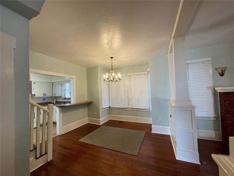 出租: $1,850 (1 贝兹, 1 浴室, 1645 平方英尺)