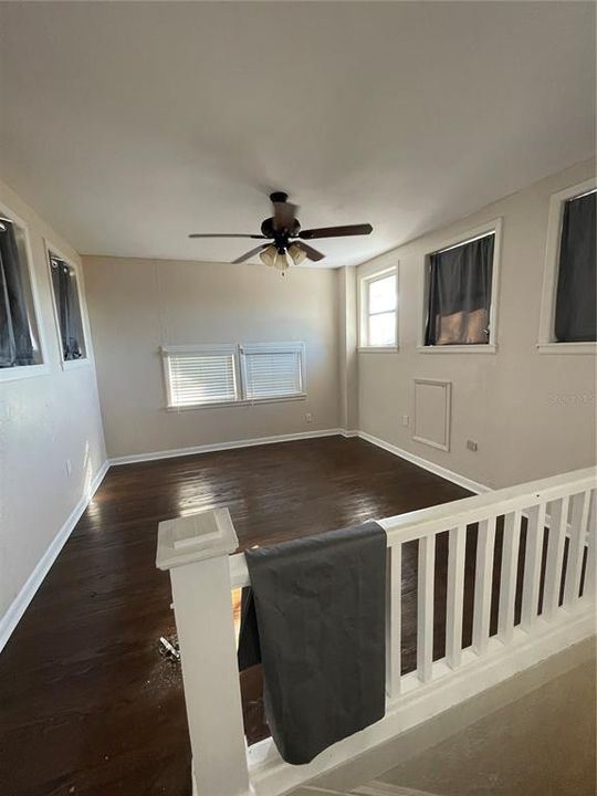 出租: $1,850 (1 贝兹, 1 浴室, 1645 平方英尺)